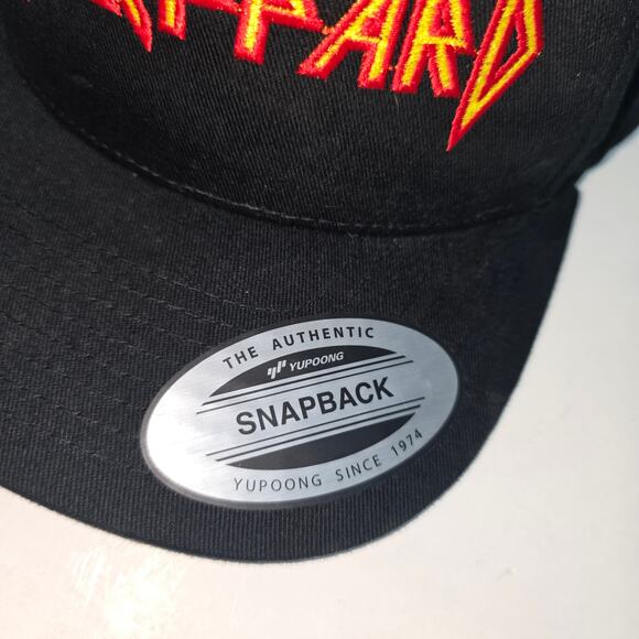 Def Leppard Stadium Tour 2022 Authentic Snapback Hat - Picture 2 of 5